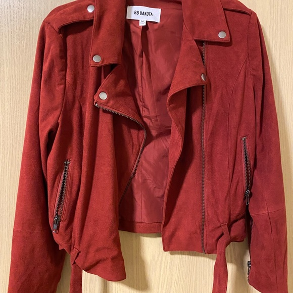 BB Dakota Red Jacket! Soo soft— suede and worn once.fall/spring statement piece - Picture 1 of 4
